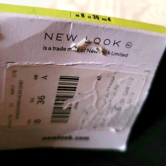 NWT New Look Black Embroidered Denim Mini Skirt Size 4 - Picture 10 of 13